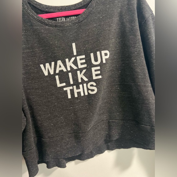 Tyler Jacobs Sweatshirt - Picture 2 of 5
